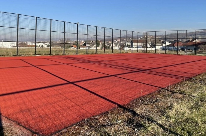 Fshatrat Kabash dhe T&euml;rpez&euml; b&euml;hen me fush&euml; sportive