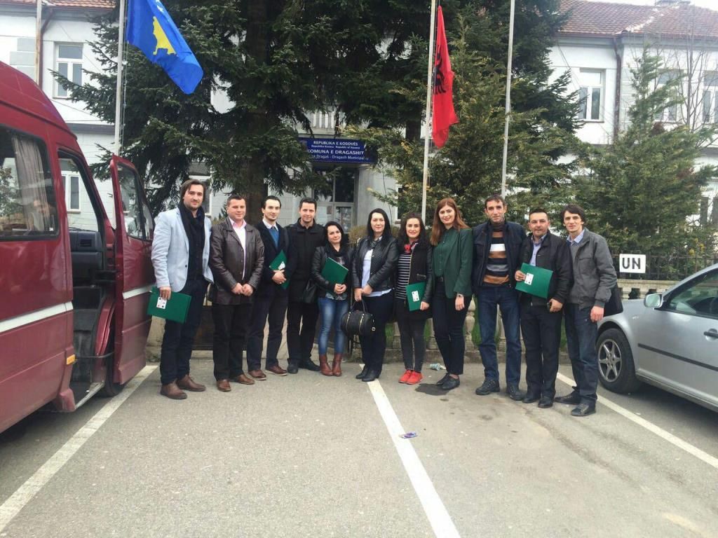  Komuna e Gostivarit dhe Dragashit m&euml; af&euml;r nj&euml;ra-tjetr&euml;s p&euml;rmes turizmit